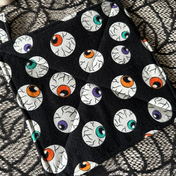 Eyeballs Pot Holder - Halloween Pot Holder Hot Pad