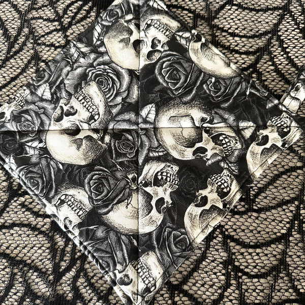 Skulls & Roses Pot Holder - Halloween Pot Holder Hot Pad