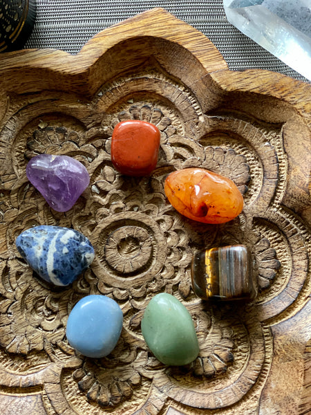 Chakra Crystals 7 Stone Set With Satin Bag