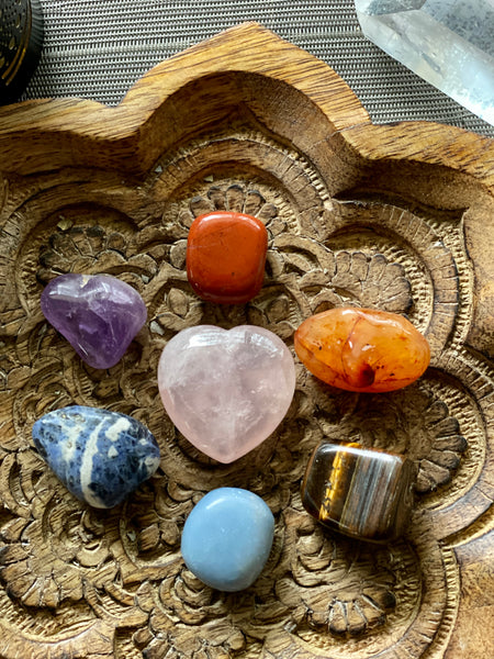 Chakra Crystals 7 Stone Set With Satin Bag