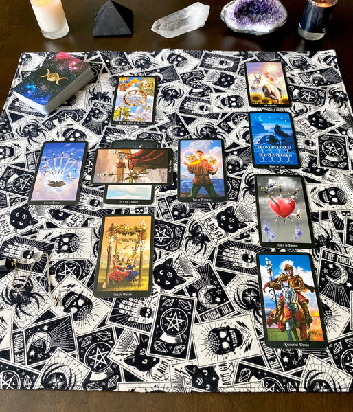 Tarot Spread Cloth - Tarot Reading Cloth - Altar Cloth