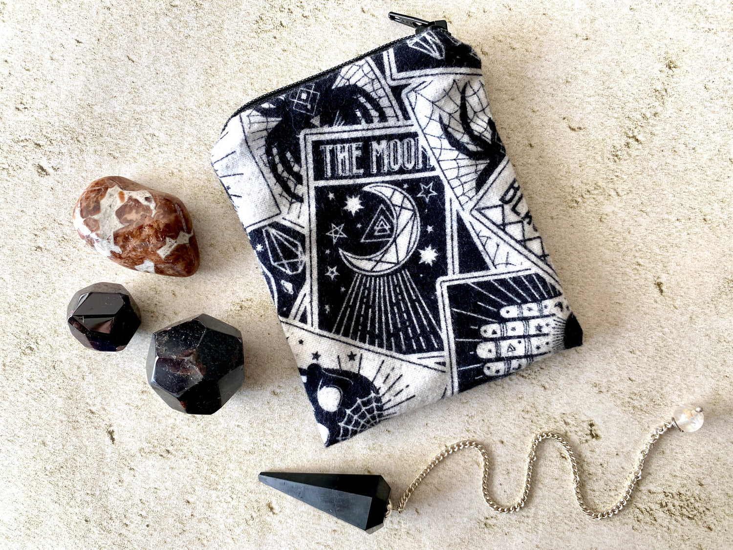 ZIPPER & TOTE BAGS
