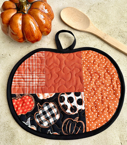 Fall Pumpkin Quilted Potholder - Autumn Hotpad