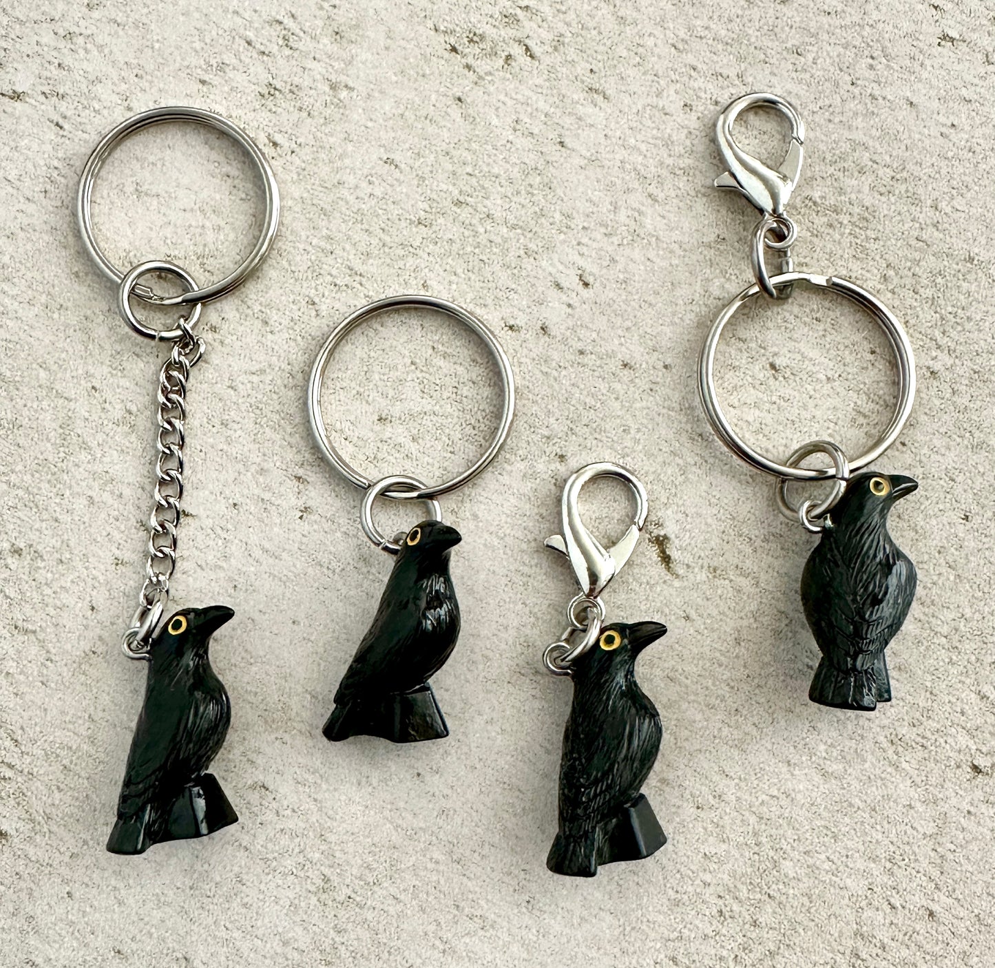 Crow Raven Bag Charm Keychain – Spooky Zipper Pull for Goths, Witches & Horror Fans
