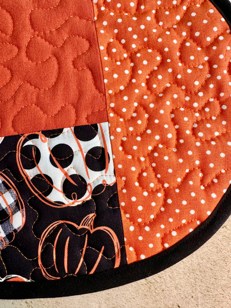 Fall Pumpkin Quilted Potholder - Autumn Hotpad