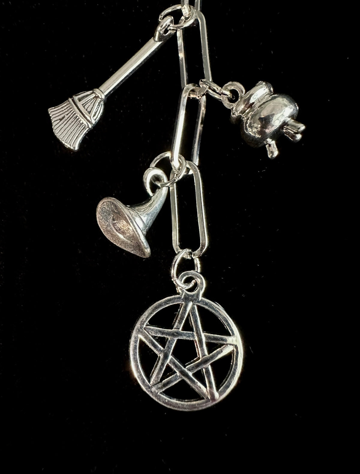 Witchy Bag Charm Keychain – Silver Pentacle, Moon, Witch Hat & Star Charm for Witches